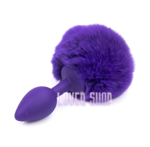 Анальная пробка фиолетовая силиконовая с фиолетовым помпоном Lovetoy